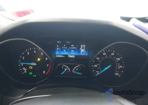 2018 Ford Focus Titanium из США, поврежденный, VIN 1FADP3N29JL242428